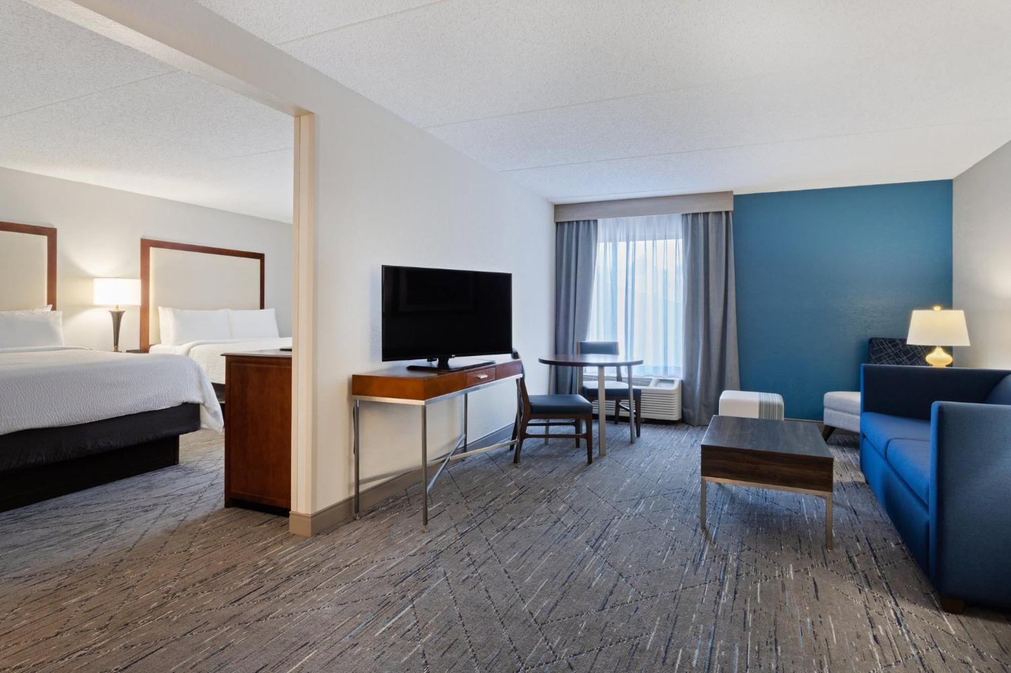 Holiday Inn Express & Suites Cincinnati Riverfront By Ihg Covington Exterior foto