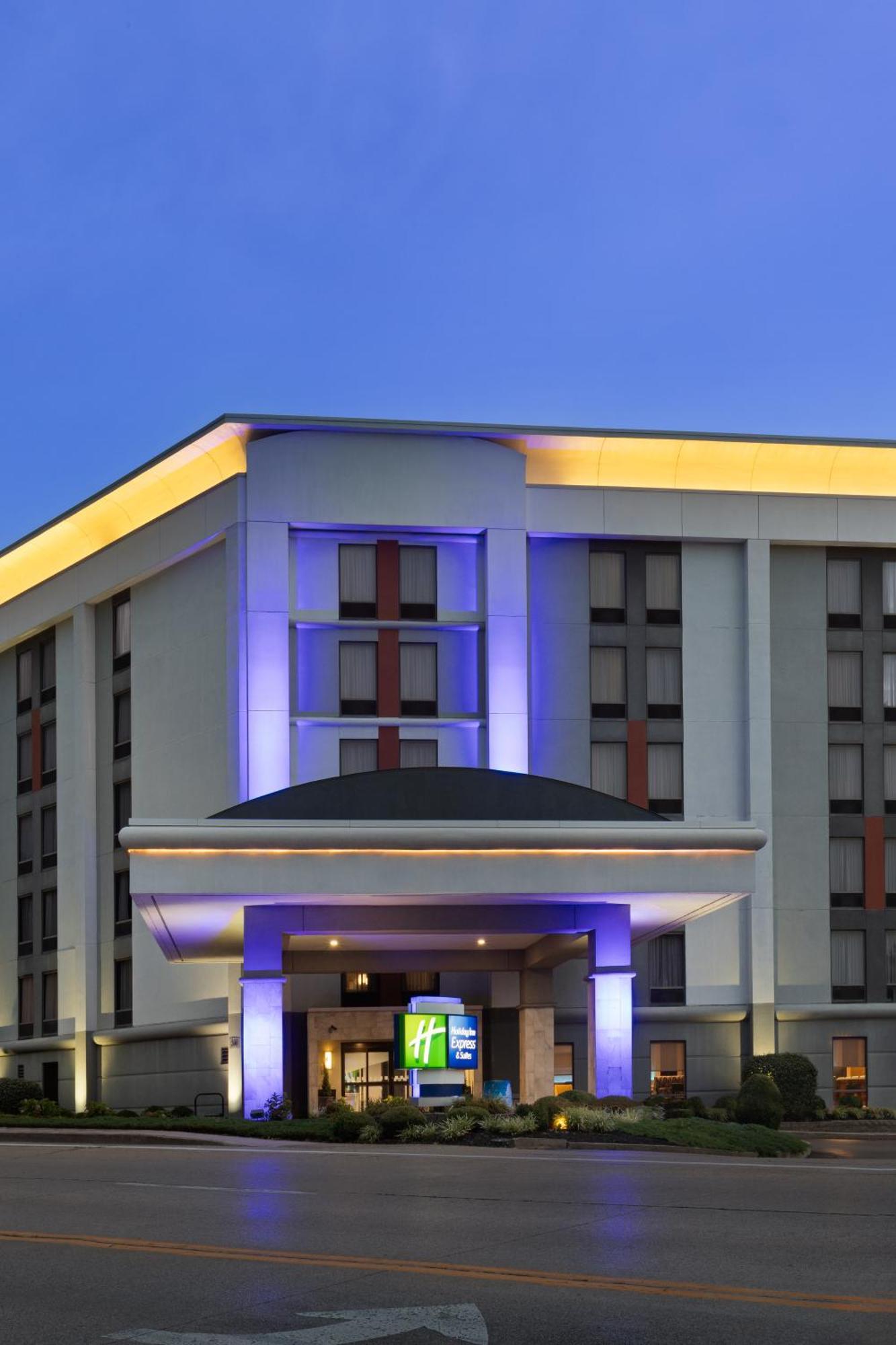 Holiday Inn Express & Suites Cincinnati Riverfront By Ihg Covington Exterior foto