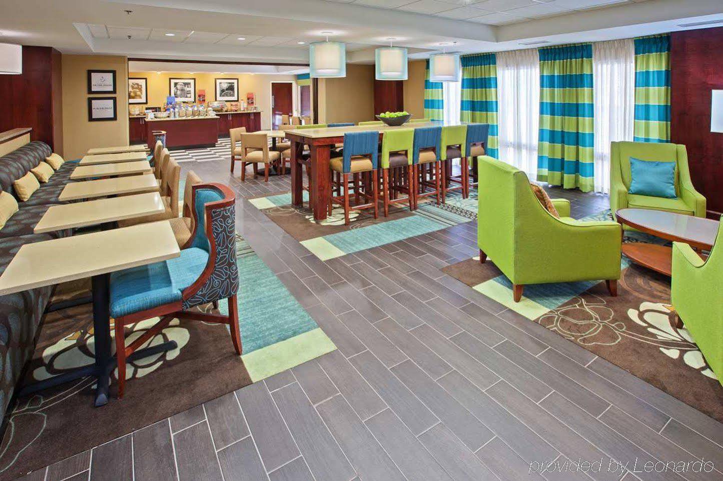 Holiday Inn Express & Suites Cincinnati Riverfront By Ihg Covington Exterior foto